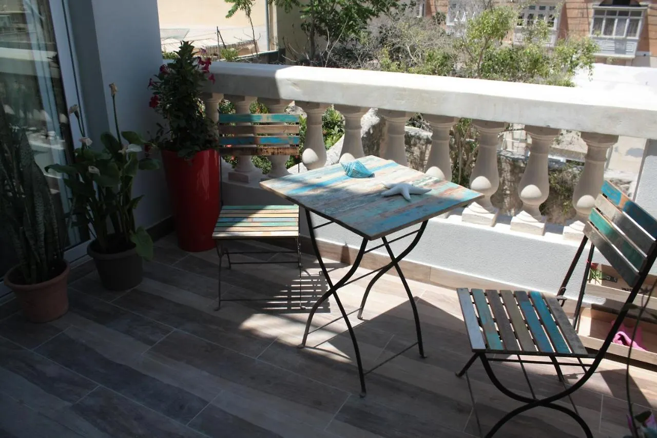 City Dacha Σλιέμα Μάλτα